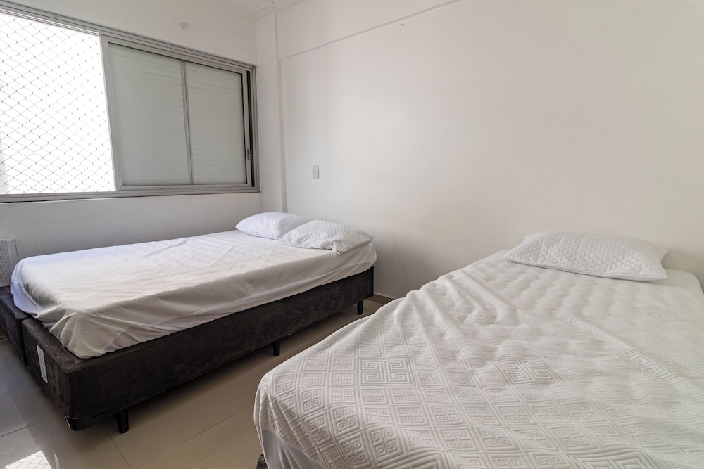 Apartamento Enseada 32