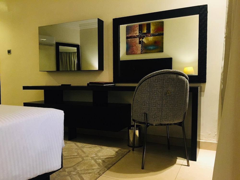 T E L E By Summerset Continental Hotel Maitama view 4