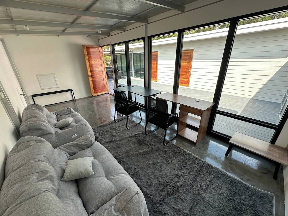 #3 - 2BR Villa 1000mbps