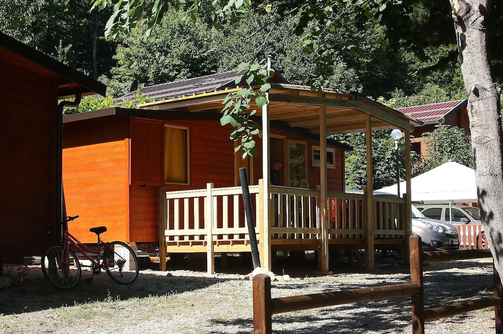 Camping Yoghi e Bubu