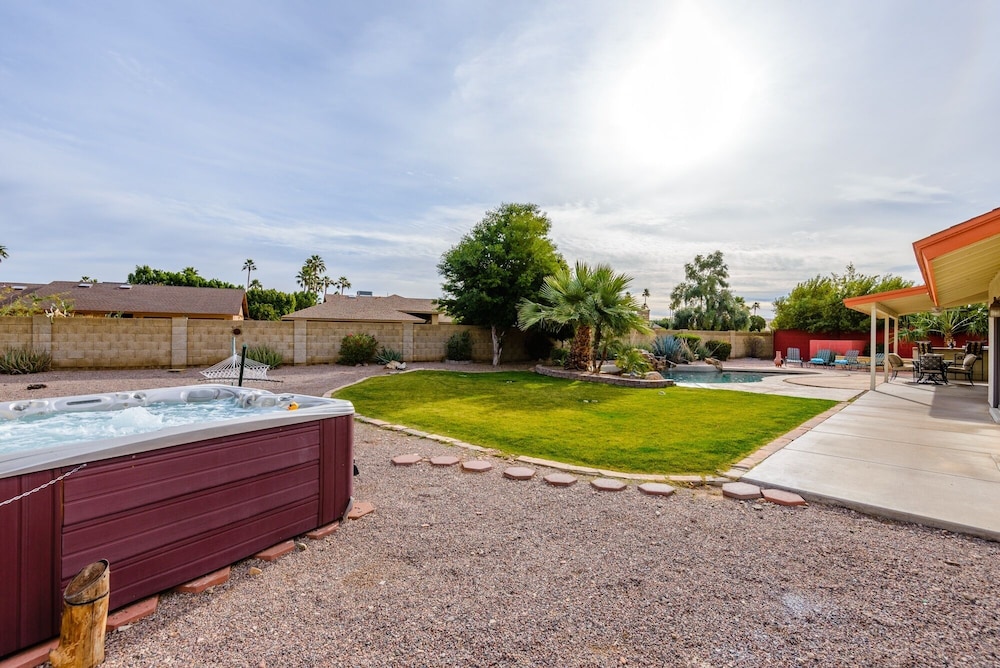 Casa Willow 4 Bedroom Home by RedAwning