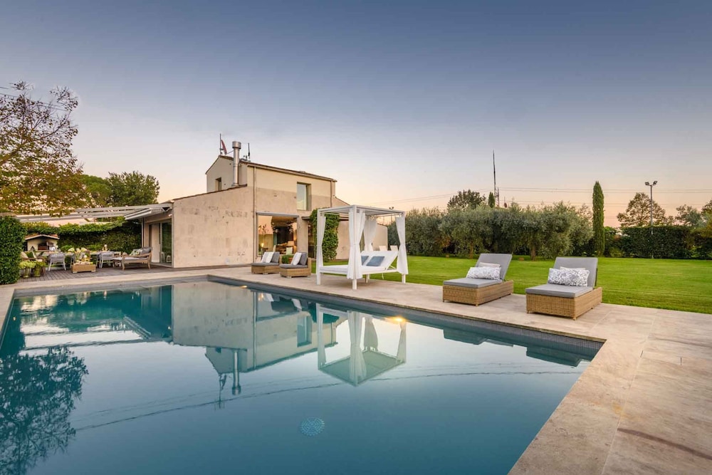 Villa Campanile Farmhouse