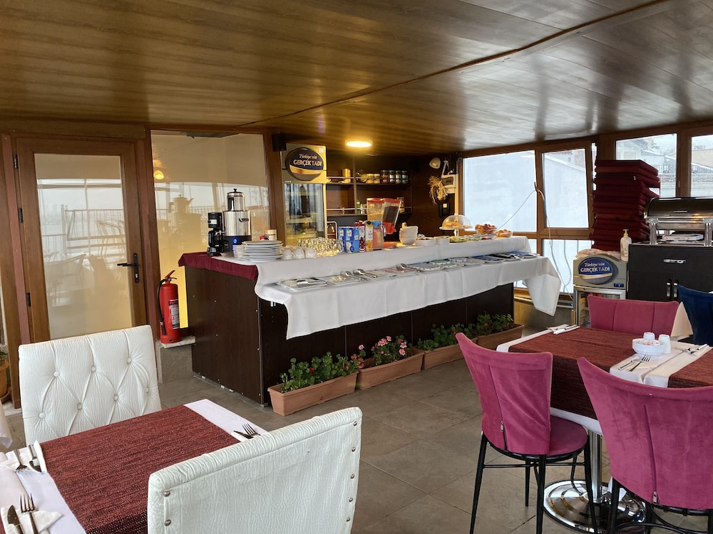 Spinel Hotel - Image 22