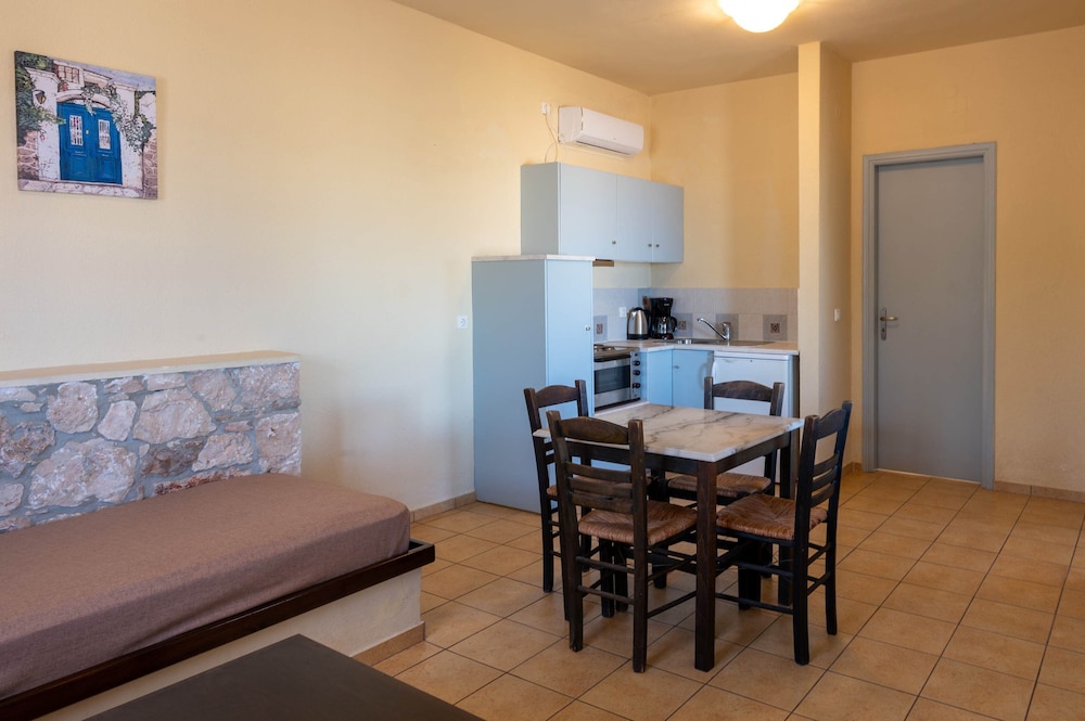 Samos Gem With Private Pool - Mantilada Village
