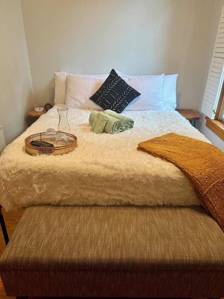 Jungle House Boutique Lofts – Downtown Columbus & Short North