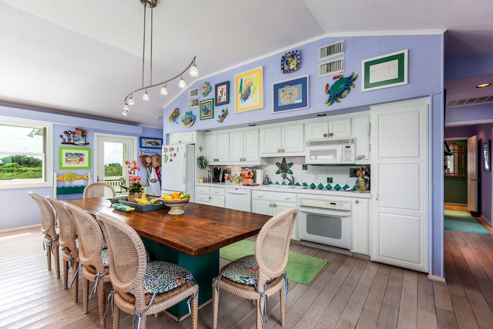 Luna Mar by Ryson Vacation Rentals