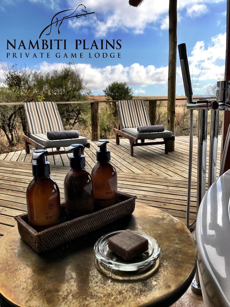 Nambiti Plains Private Game Lodge