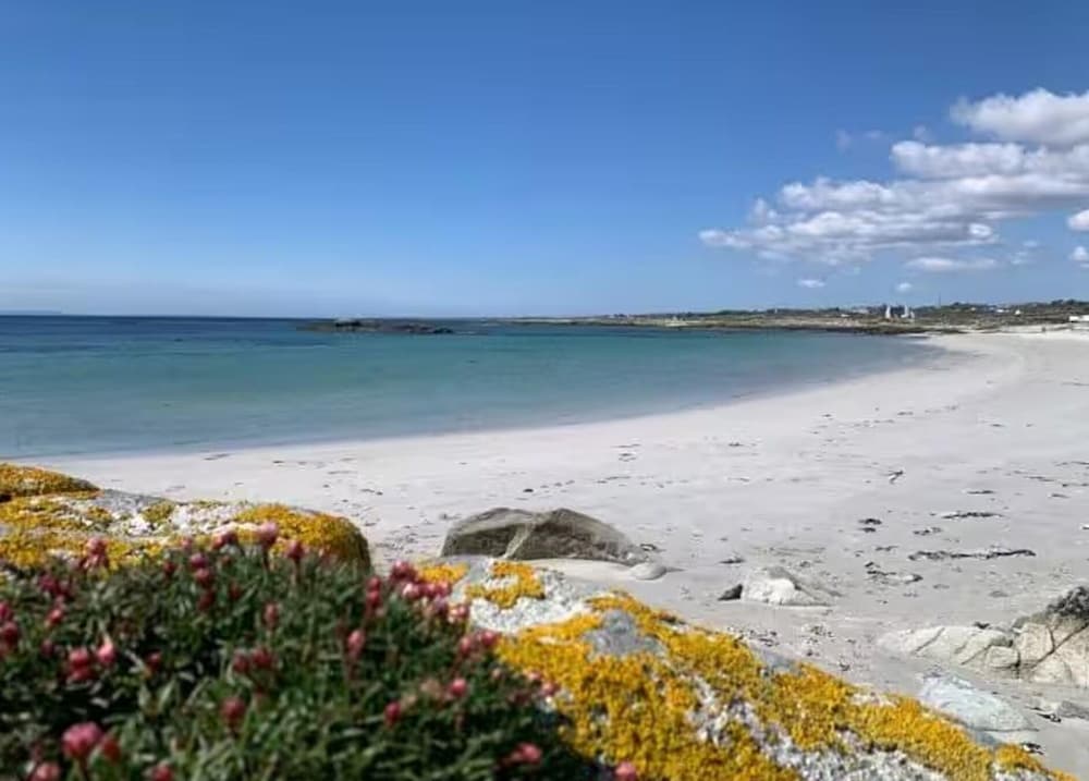 Apartment - Sleeps 4 - Near Aran Islands - Parking