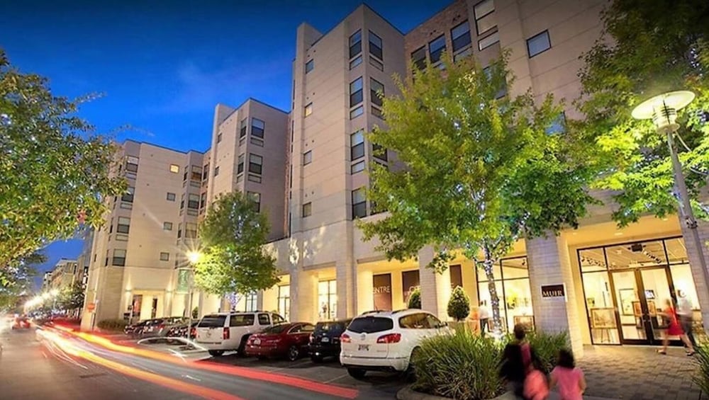 Luxury Living at City Center Houston