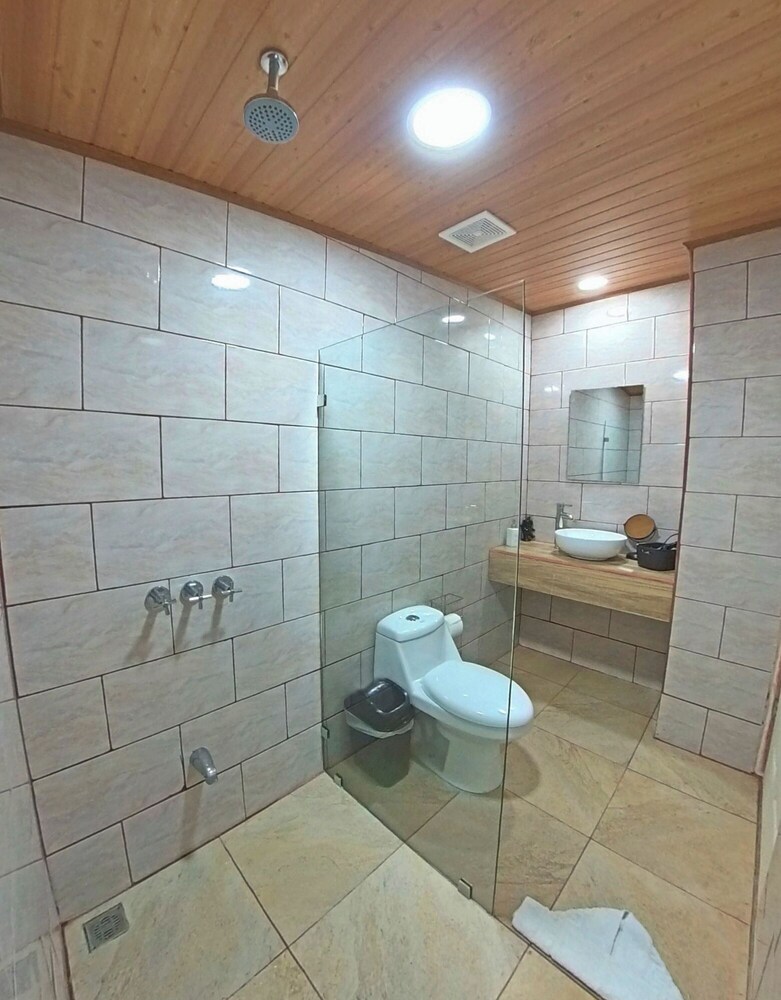 Casa Jungle Monteverde Bed & Breakfast