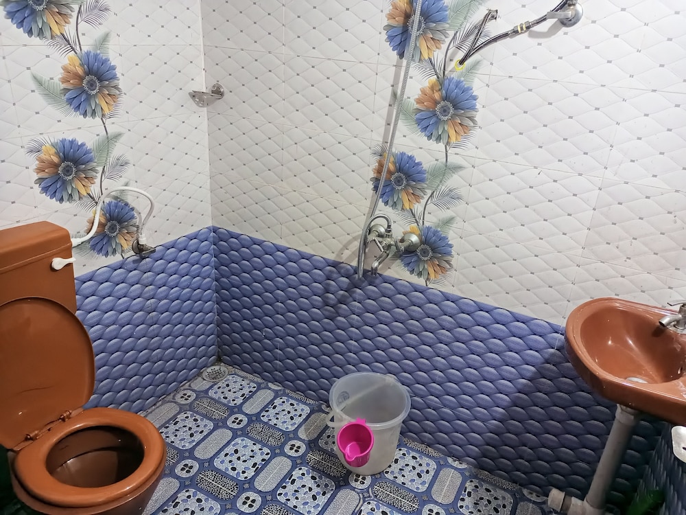 Vailankani guest house