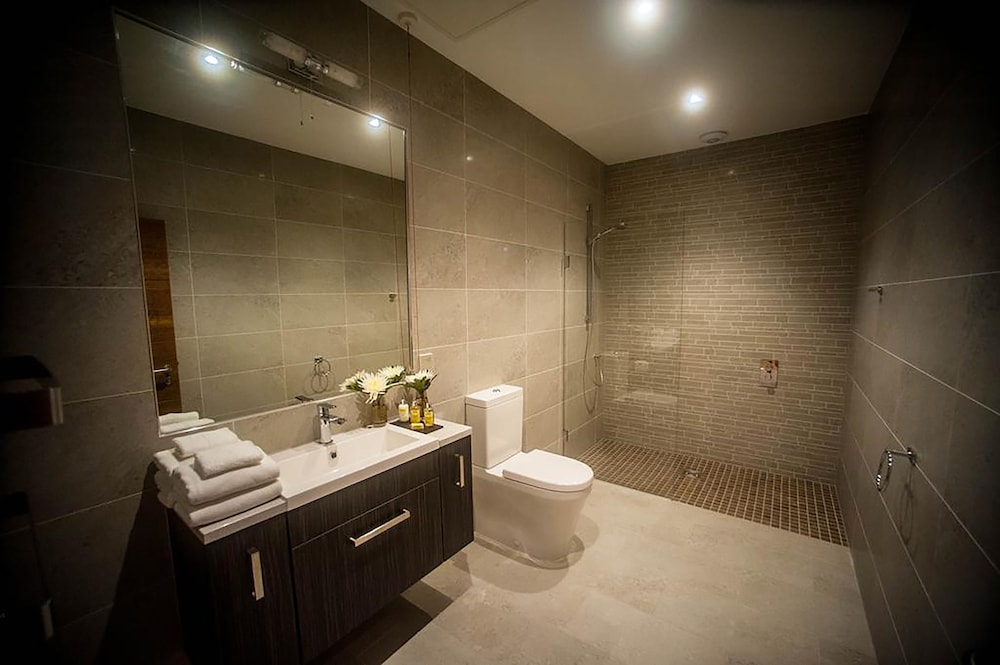 Carlisle Vacations - The Halston - Property Image 5