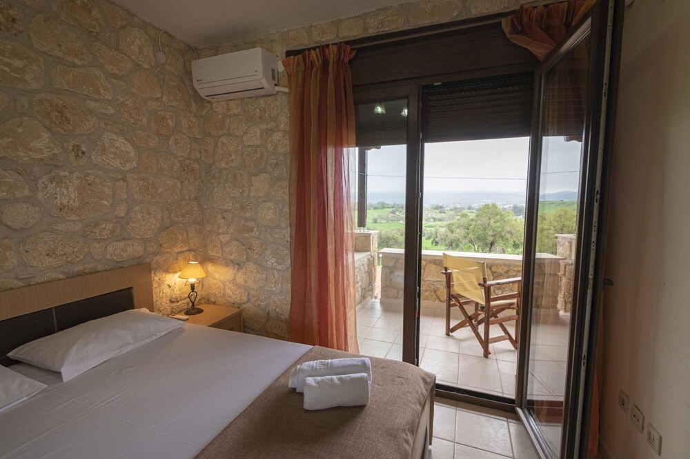 Artis Villa by Rentals Pro