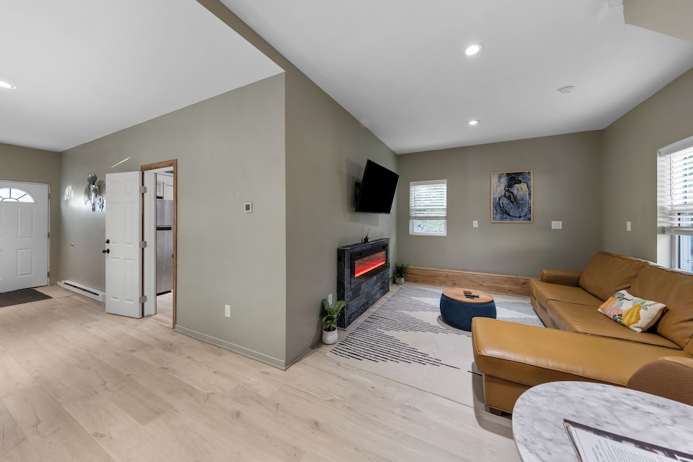 Cozy Modern Home