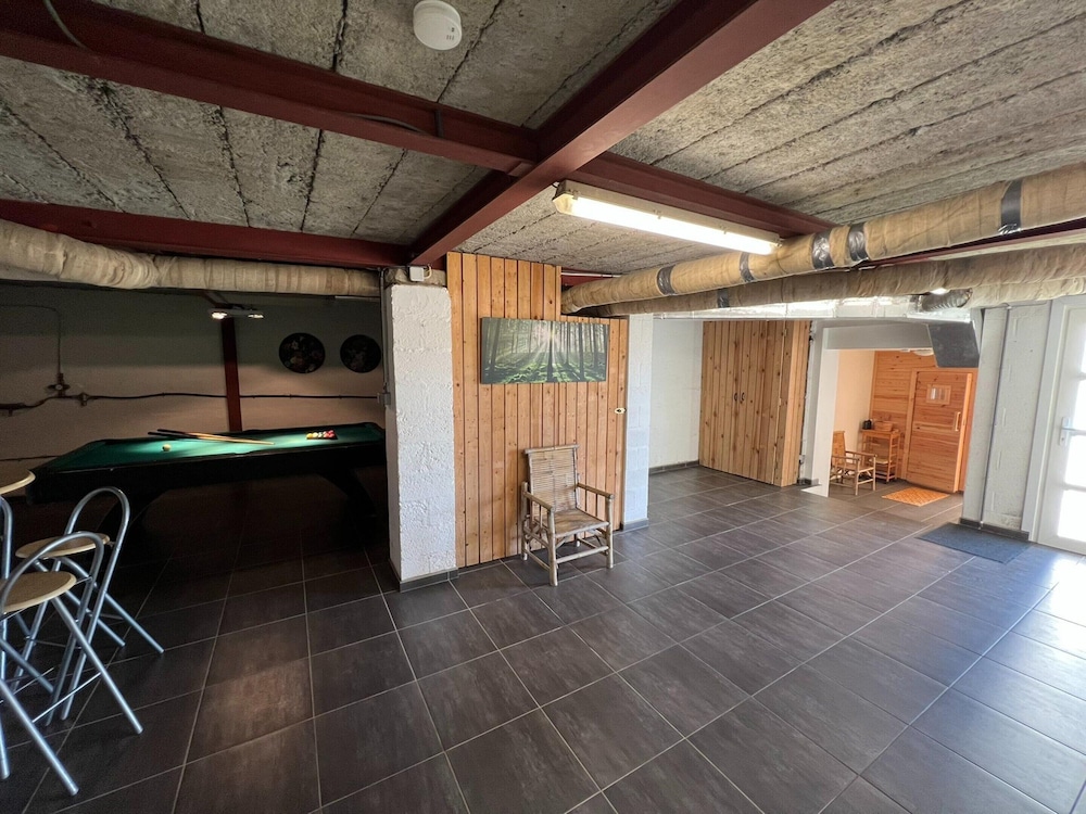 Spacious Villa With Sauna