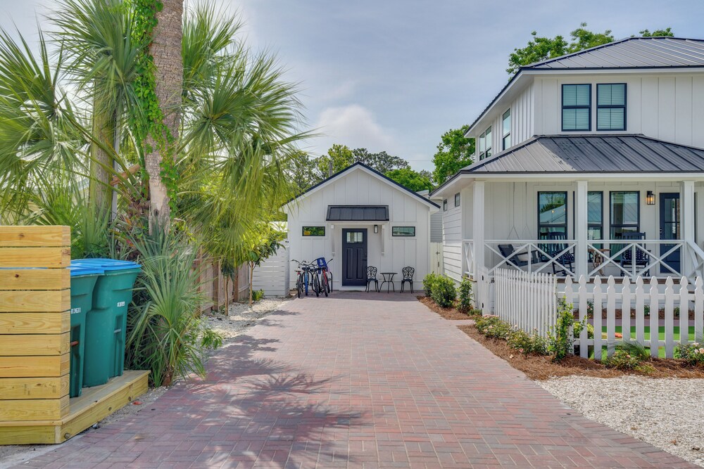 Walk to Laguna Beach: Modern Studio in Pcb!