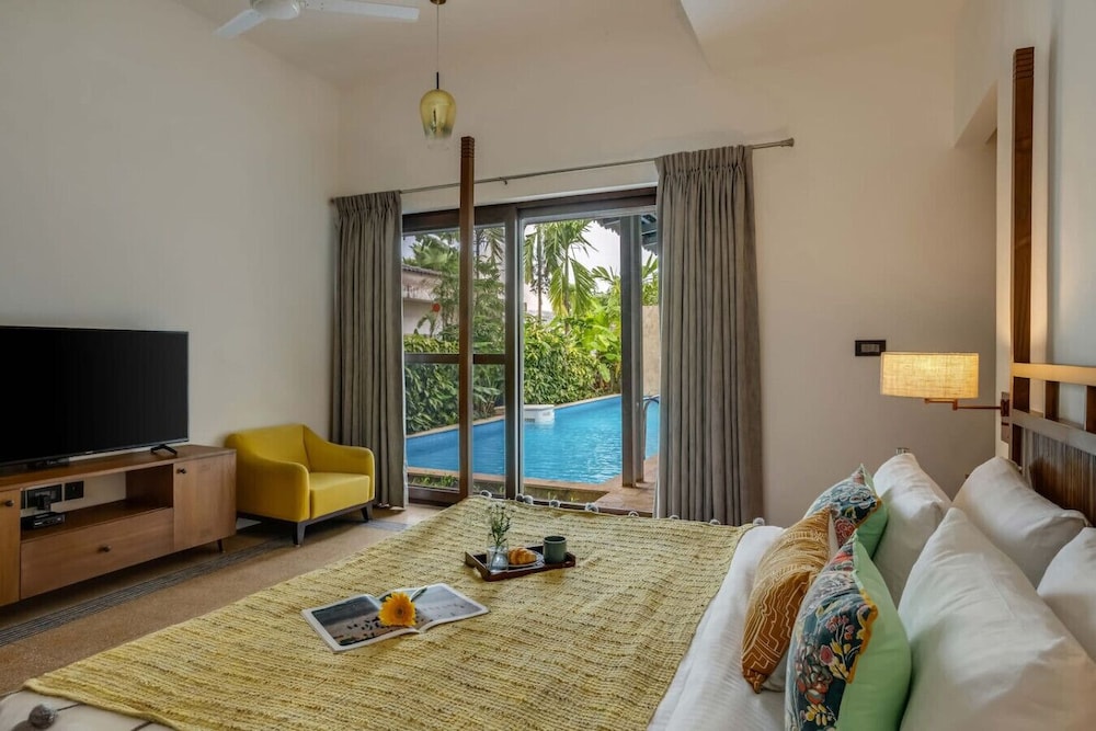 Villa Ayana 5bhk With Pool and Near the Beach