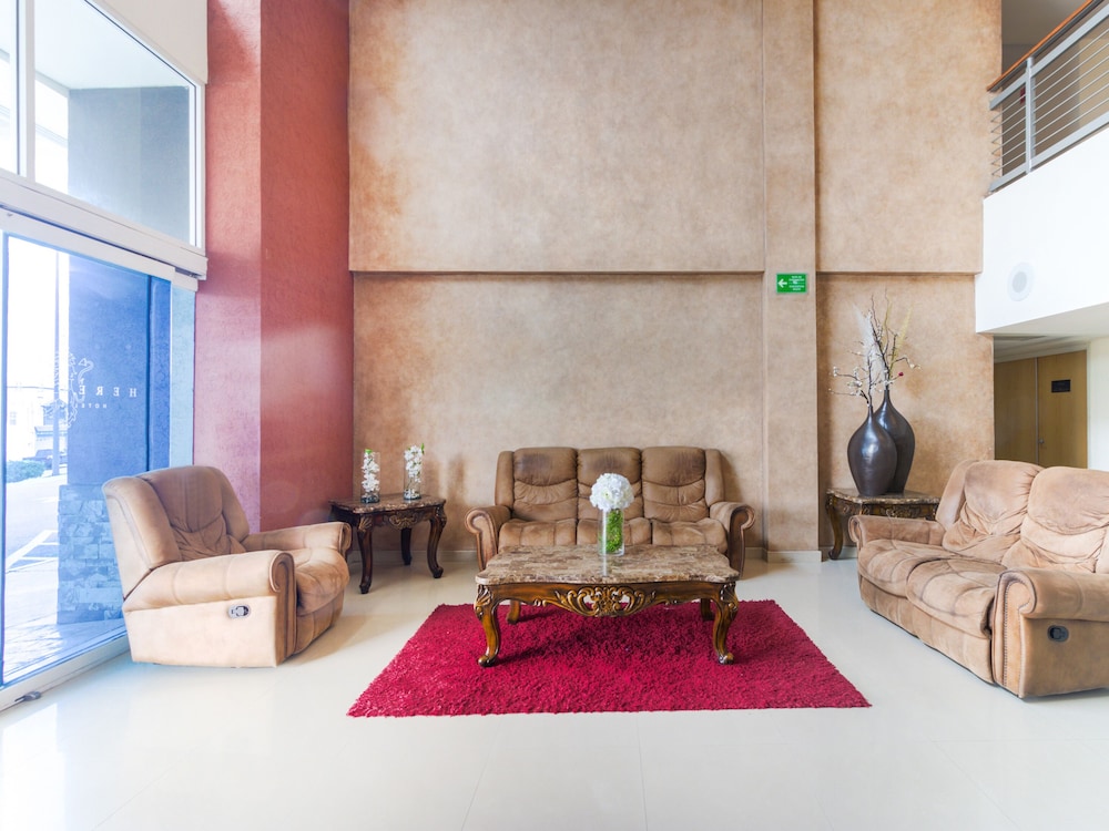 Eagle Pass Vacations - Los Herederos Hotel Piedras Negras - Property Image 3