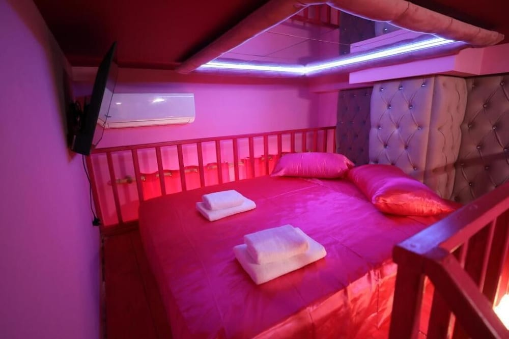 Romance Apartment