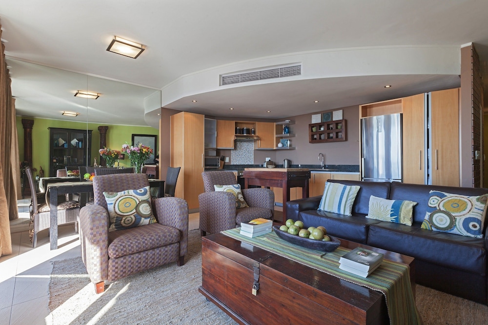 Rockwell Apartments by CTHA