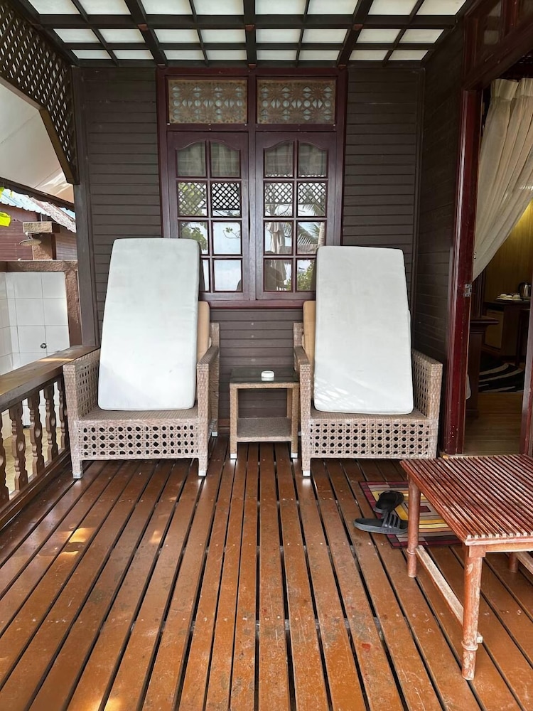 Perhentian Island Coralview Resort