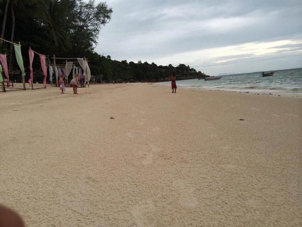 Haad Yao Resort