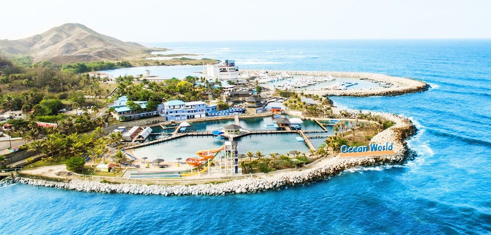 Crown Villas, All-Inclusive