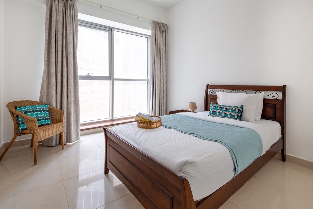 Stylish 2BR Apartment In Business Bay
