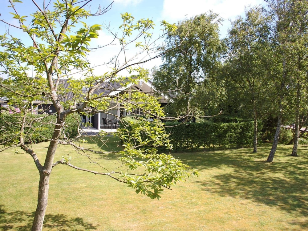 Photo 27