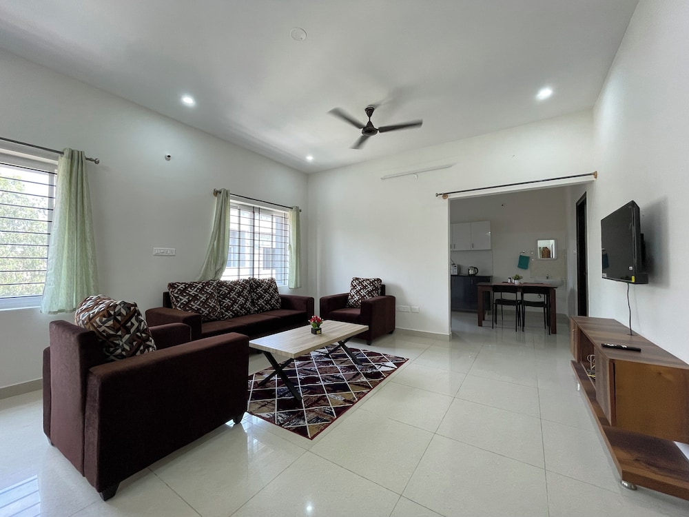 SSN HomeStays in Bangalore Near La Casa