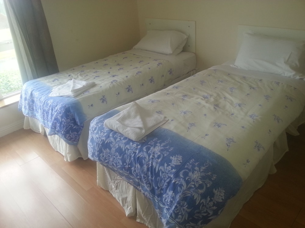 Courtbrack Accommodation - Hostel