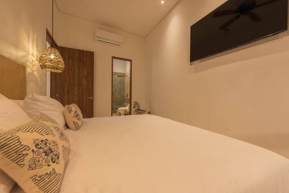 Casa Luxor by SOHO