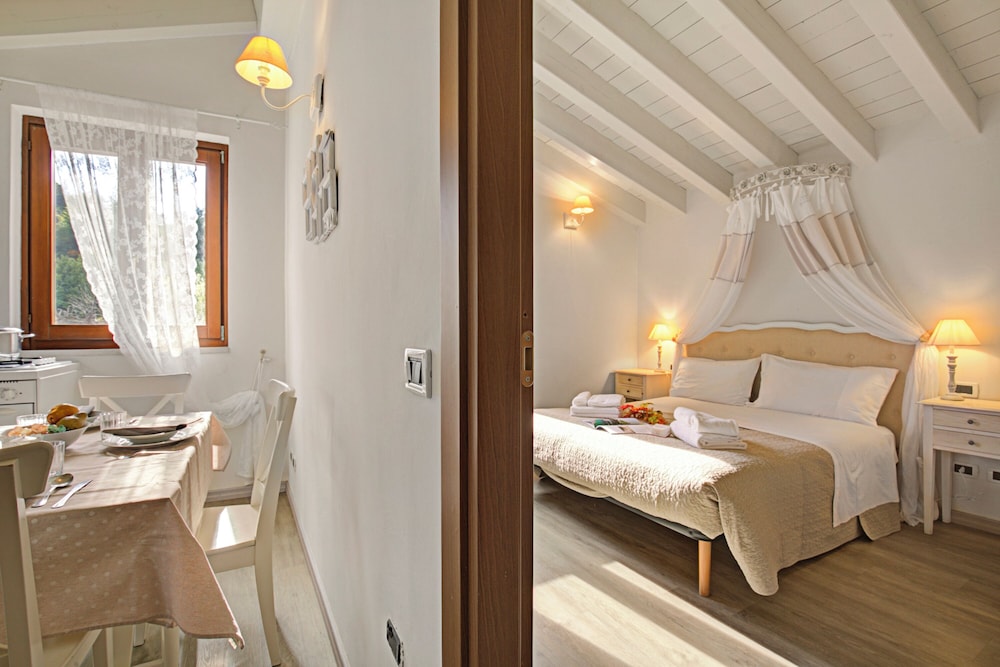 Cascina Crocelle Apartments