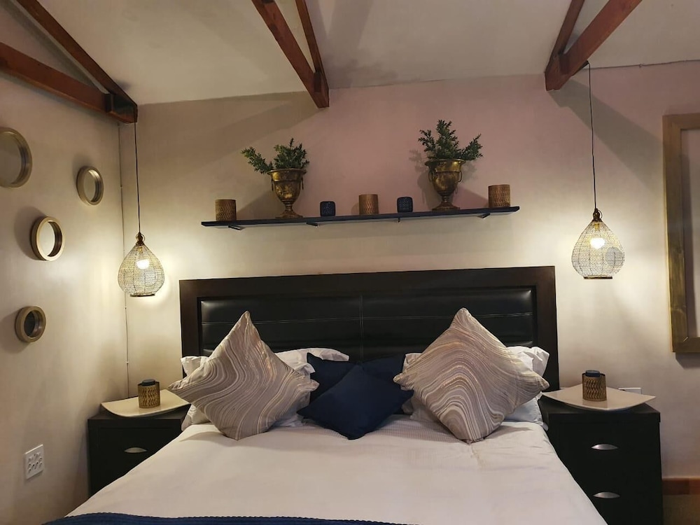 S-Cape Holiday Homes view 3