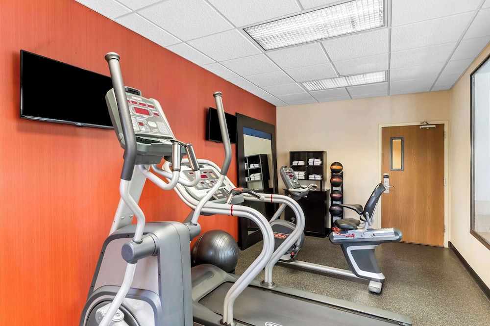 Cheyenne Vacations - SureStay Plus Hotel by Best Western Cheyenne - Property Image 9