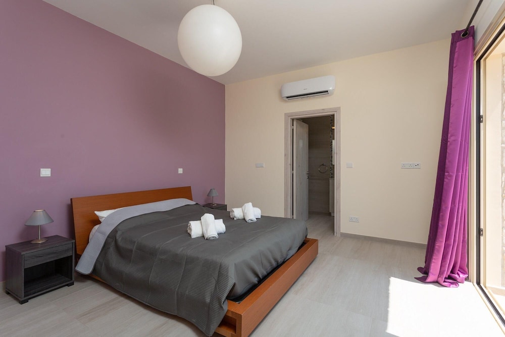 Villa Christel Large Private Pool A C Wifi Eco-friendly - 2761 view 5