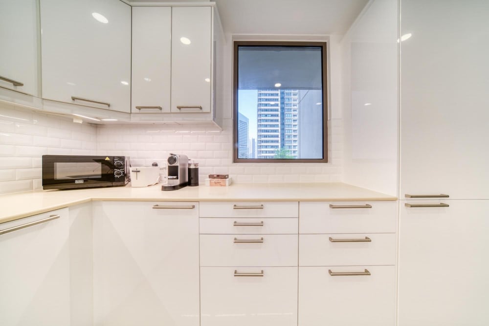 JBR Gem Spacious 1BR Apt With Balcony