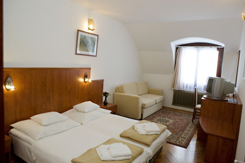 Helios Hotel Pension - Image 5