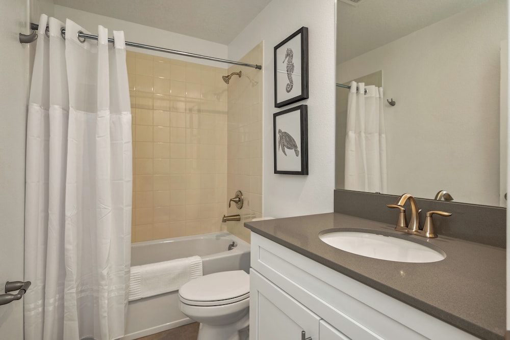Awesome 8BR Villa Disney Arcade Pool