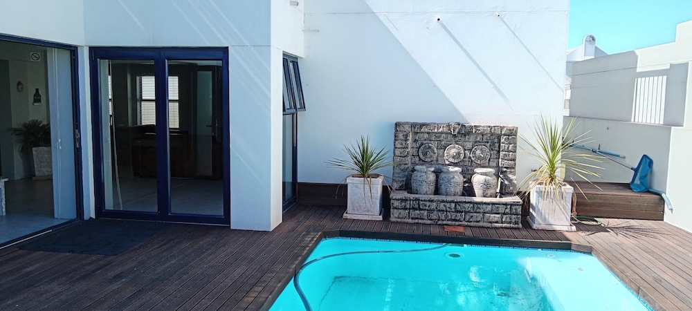 Relax in Style at Ndigo Blue, Langebaan's Coziest Holiday Home