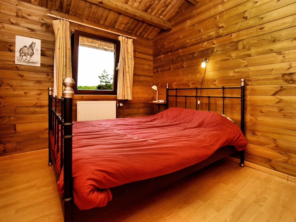 Cozy Chalet in Ardennes With Fenced Garden & Covered Terrace view 5
