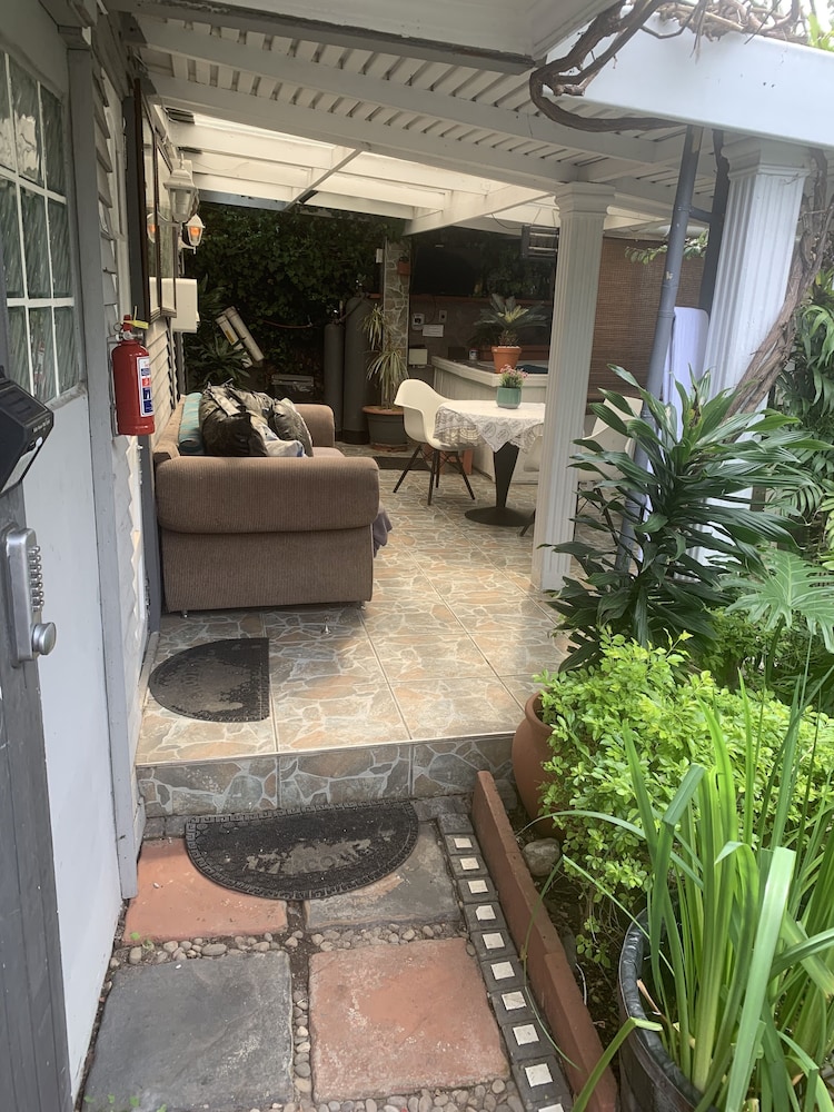 Mitchells Guesthouse