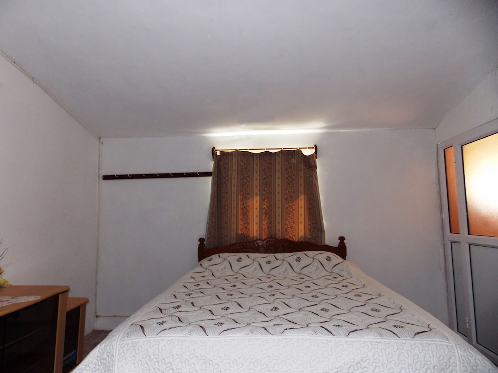 Chez Perle Guest House