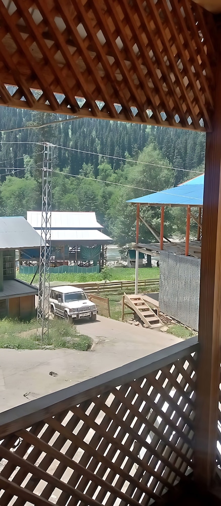 Green Land Guest House