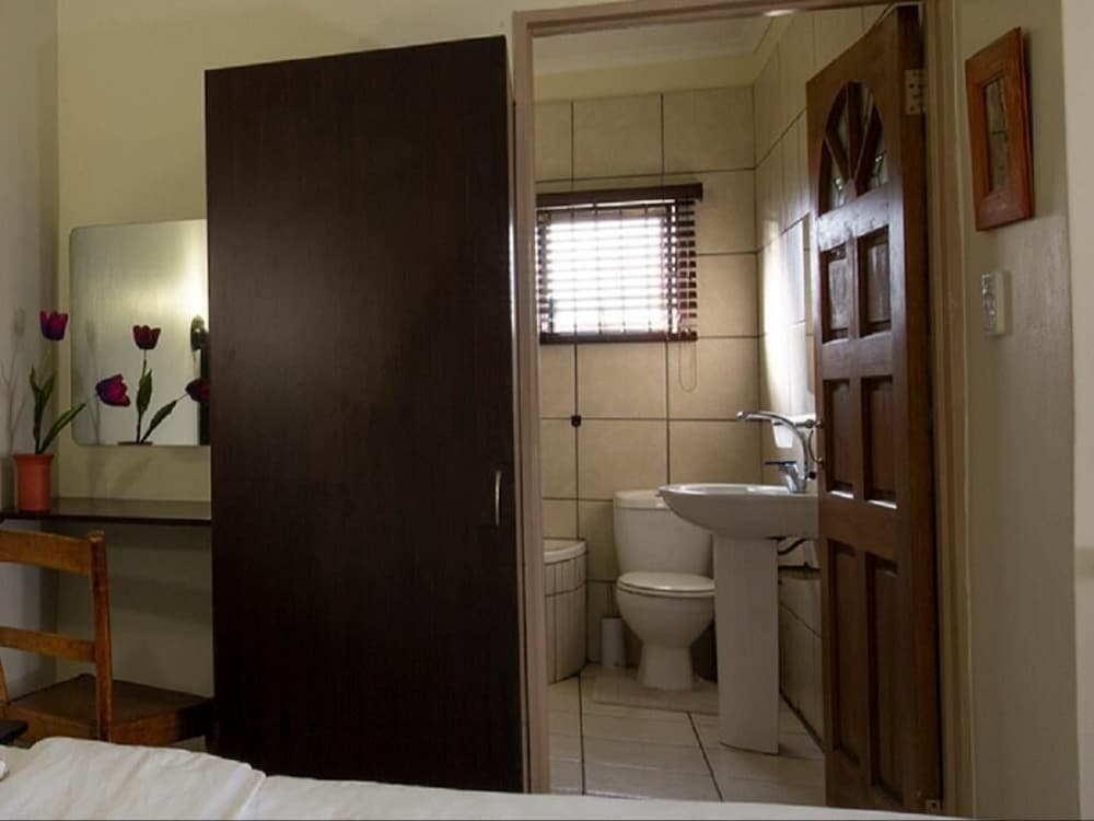 Angelica Guest House