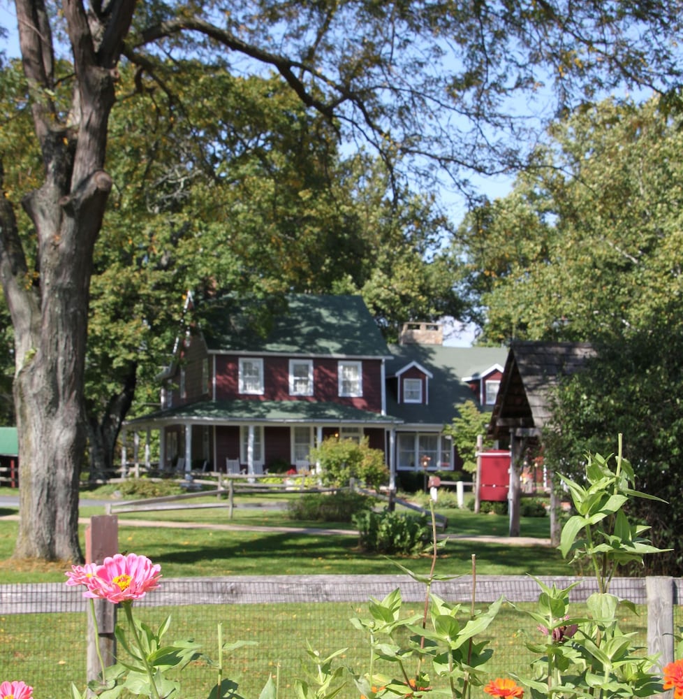 Hickory Bridge Farm Restaurant
