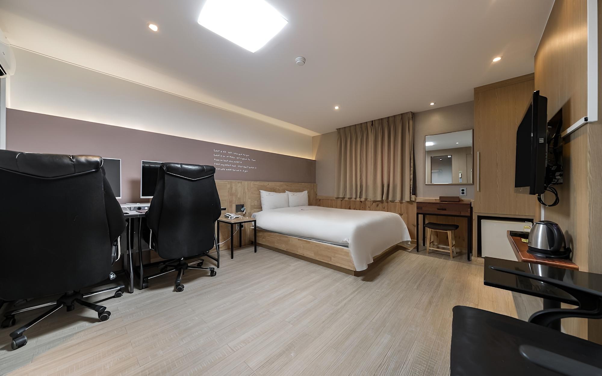 Suwon Hotel Pacific 37