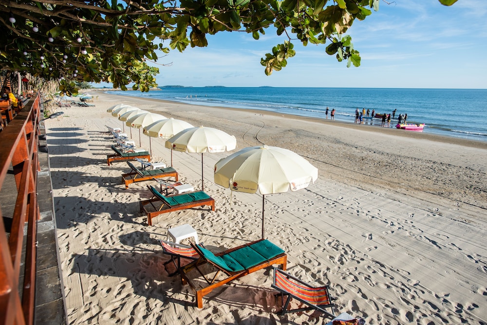 Baansuan Aokhai Beach Resort