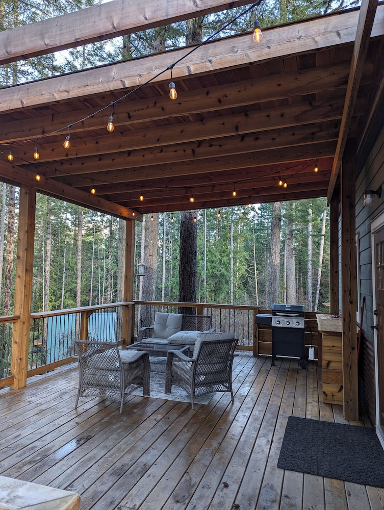 Rocky Valley Resort