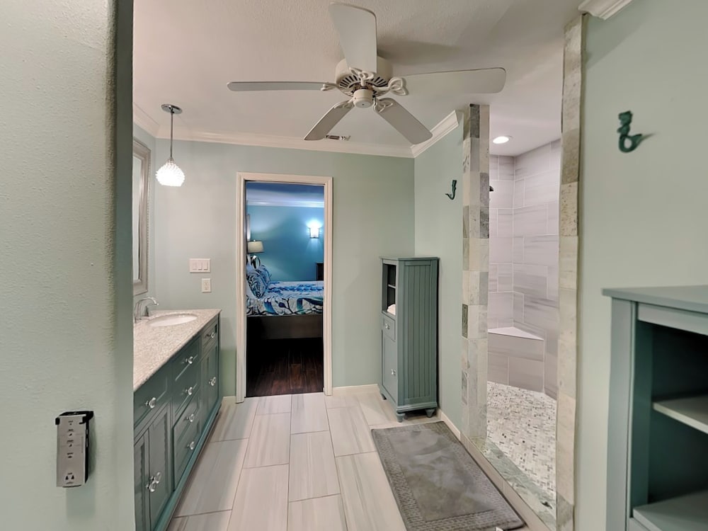 Harbor View Breeze by Ryson Vacation Rentals